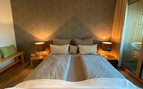 Doppelzimmer mit Bad&Balkon